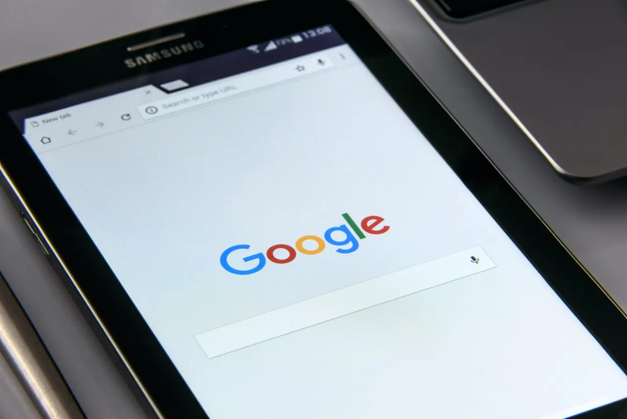 Is Google Voice HIPAA Compliant? A 2026 Guide for Practices